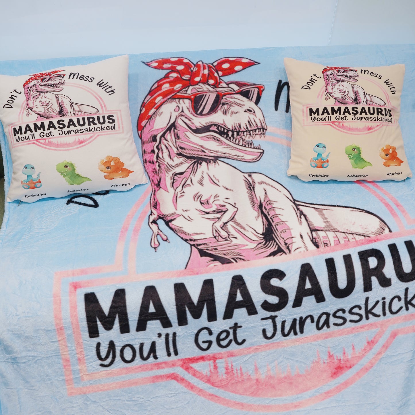 💫Don't Mess With Mamasaurus- Custom Blanket