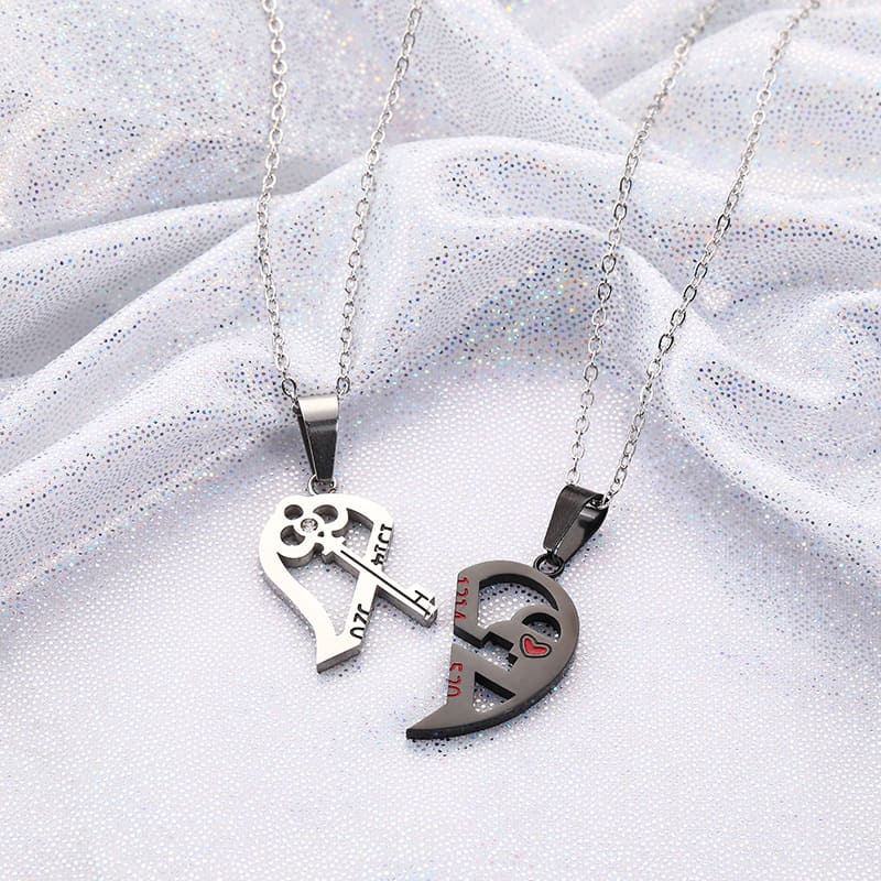 Heart-shaped Key Necklace Set