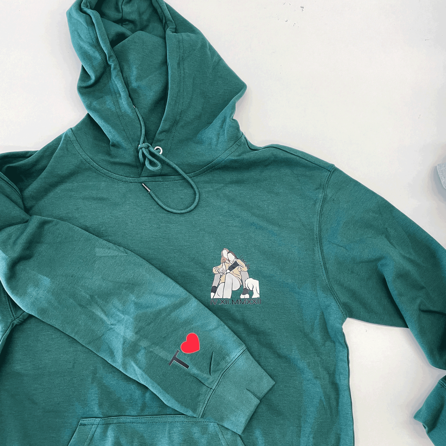 Personnalisation Impression de sweat à capuche avec date romaine👩‍❤️‍👨